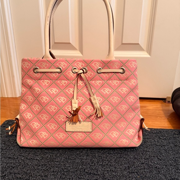 DOONEY AND BOURKE TOTE